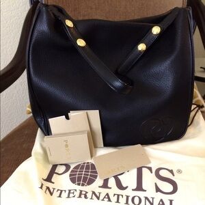 New - Port 1061 black hobo